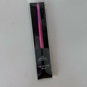 STUDIO SELECTION Eye Smudge Brush NWT Pink